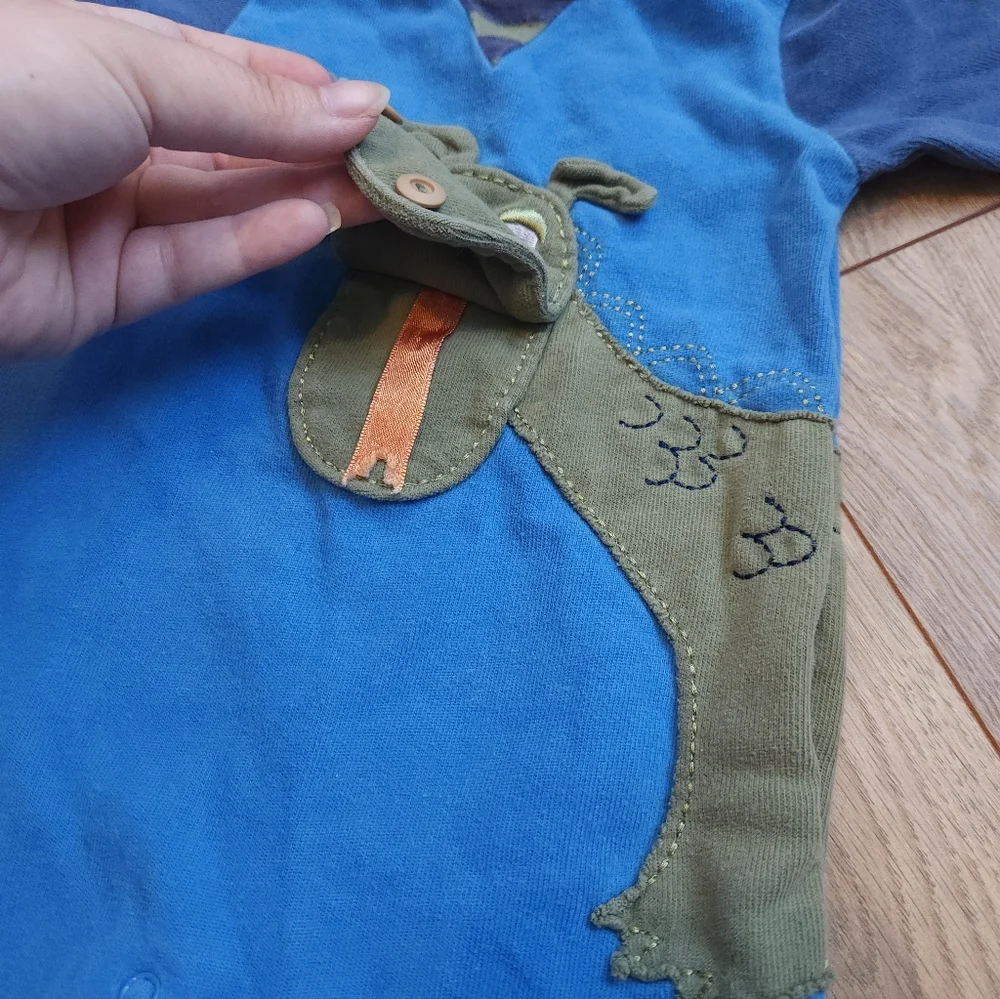 6 months boys dragon footies